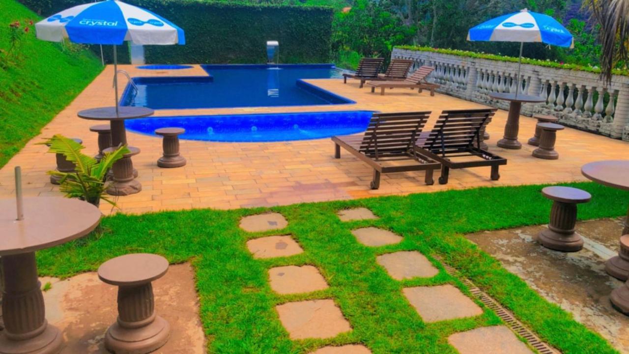 פנדו Pousada Nossa Senhora מראה חיצוני תמונה The pool at the hotel