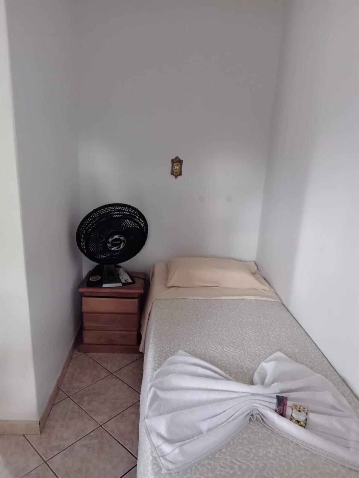 פנדו Pousada Nossa Senhora מראה חיצוני תמונה A room in the hotel
