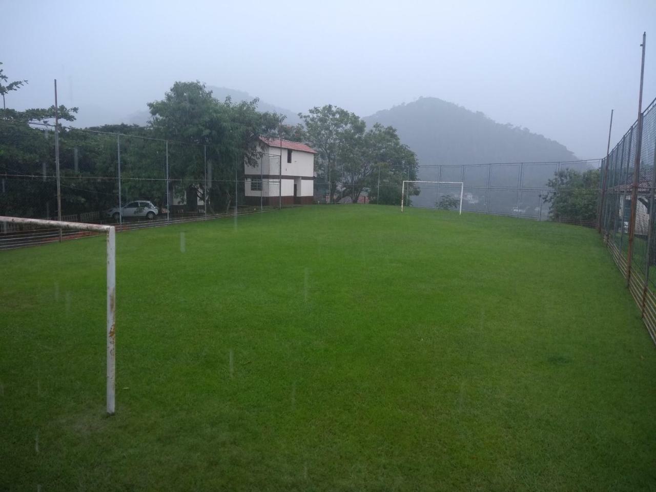 פנדו Pousada Nossa Senhora מראה חיצוני תמונה The training ground of the club.