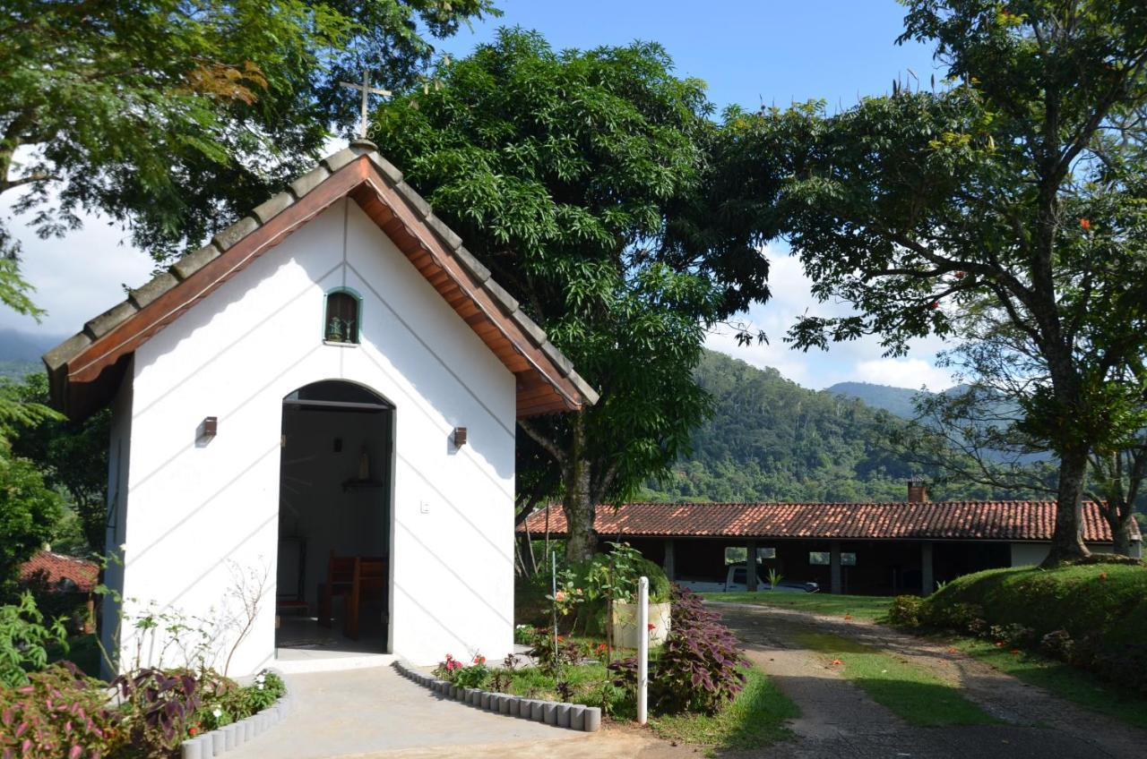 פנדו Pousada Nossa Senhora מראה חיצוני תמונה The Chapel of the Holy Family